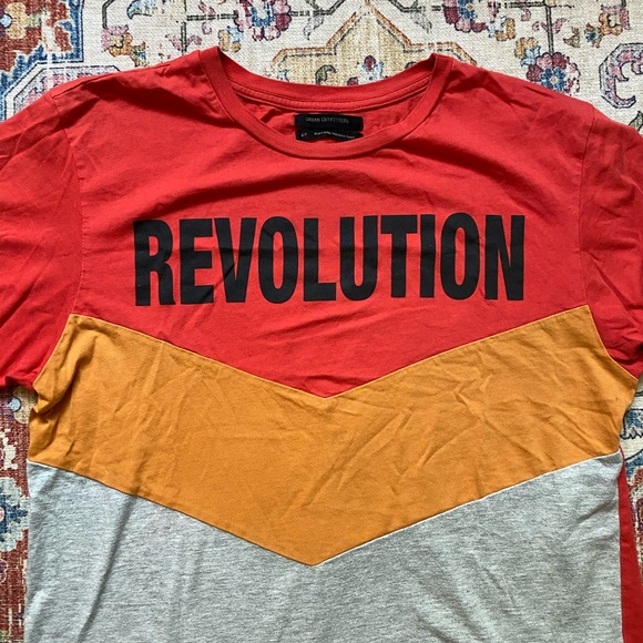 UO tee - Picture 3 of 3